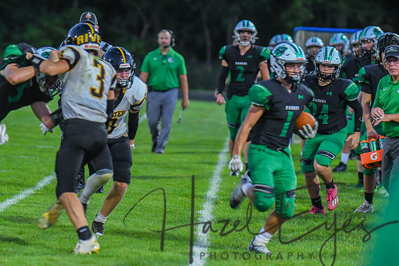 2022 CHS FB G4 vs Black River-263
