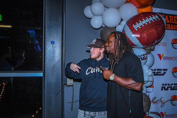 2022 Kareem Hunt Charity Event 10122022-111