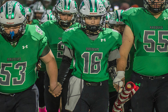 2022 CHS FB G11 vs Mapleton 10282022-26
