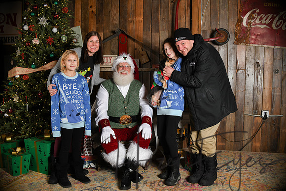 Day2Santa (120)