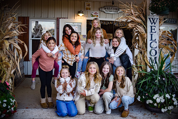 2023 TWEEN 02 Fall Shoot 10082023-35