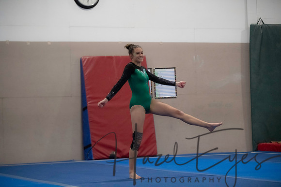 2025-2026 Gym Senior Night 02012026-181