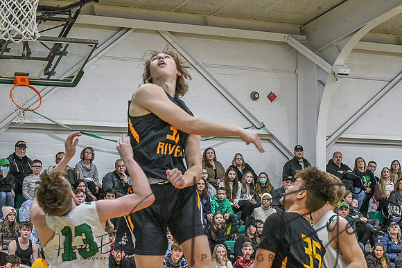 2021-2022 Basketball Boys Varsity vs Black River 01212022-105