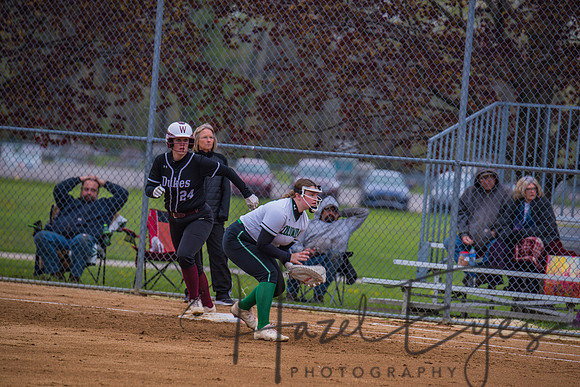 2022-2023 SOFTBALL vs Wellington 04252023-17
