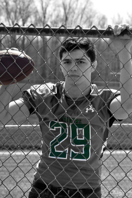 2016 SENIOR CodyReichard 28 b&w