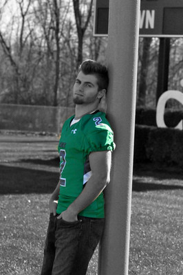2016 SENIOR JesseLambert 8 b&w