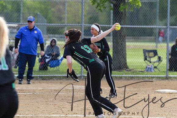 2017 Varsity Softball vs. Brooklyn-4