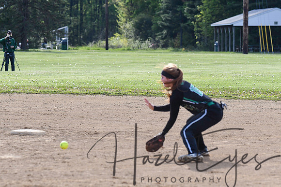 2017 Varsity Softball vs. Brooklyn-34