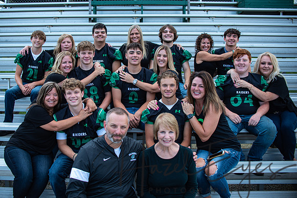 2024 Senior FB Moms-16