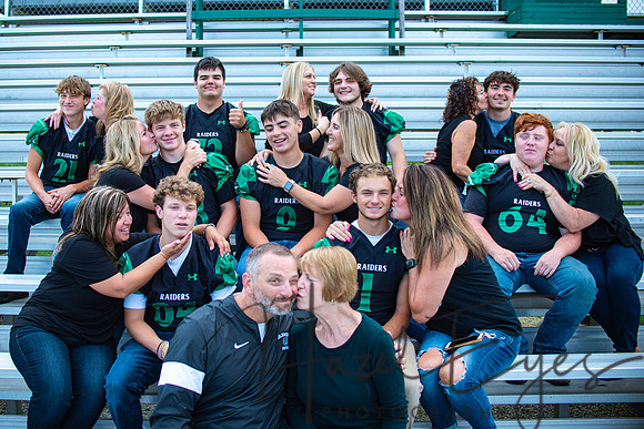 2024 Senior FB Moms-29