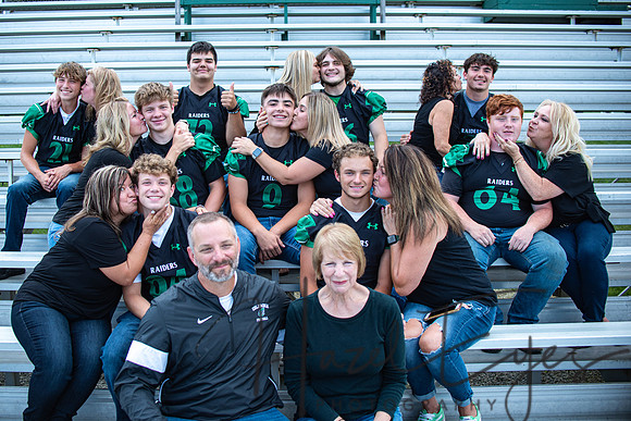 2024 Senior FB Moms-32