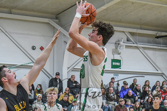 2021-2022 Basketball Boys Varsity vs Black River 01212022-98