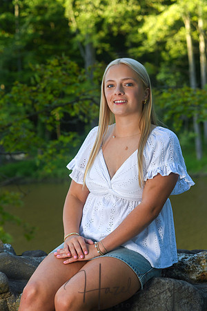 2026 SENIOR Madelyn Egli-14