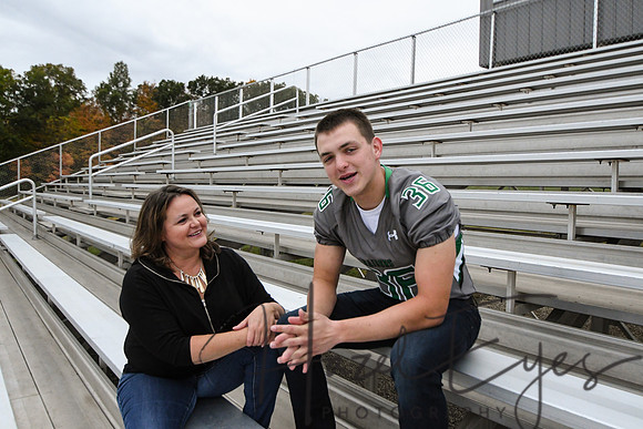 FB Seniors with Moms-16
