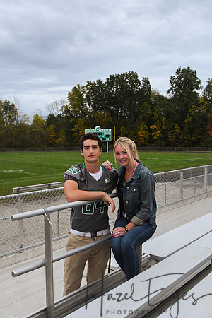 FB Seniors with Moms-24