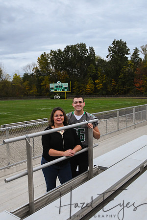 FB Seniors with Moms-27