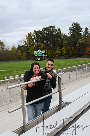 FB Seniors with Moms-29