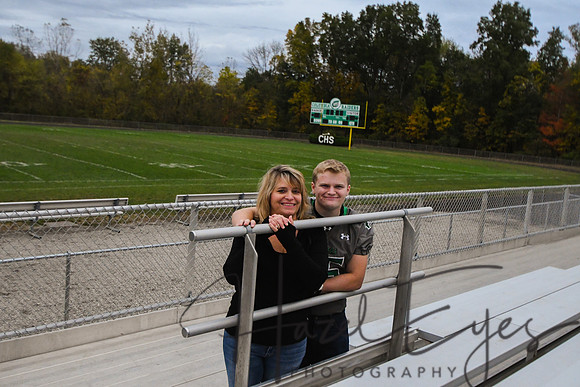 FB Seniors with Moms-31