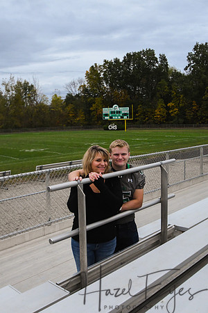 FB Seniors with Moms-32