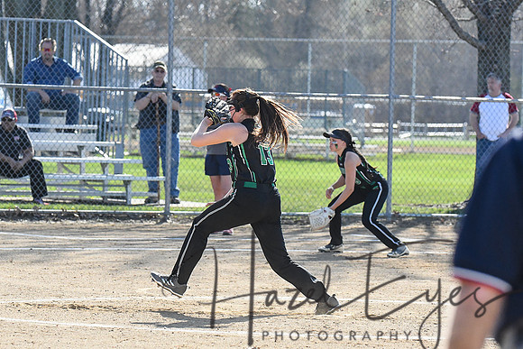 2018 Varsity Softballl vs Oberlin 05012018-15
