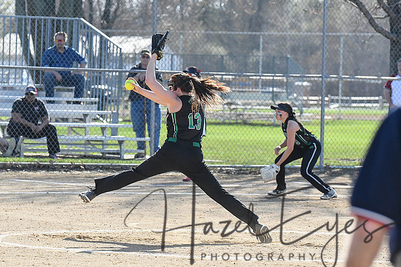 2018 Varsity Softballl vs Oberlin 05012018-16
