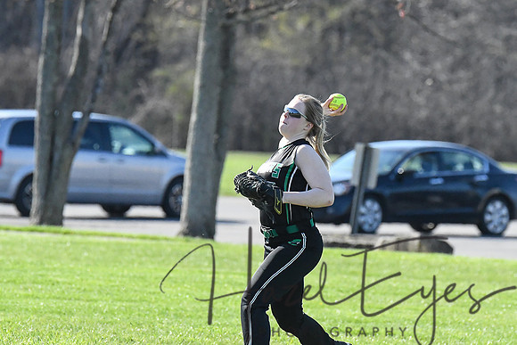 2018 Varsity Softballl vs Oberlin 05012018-50