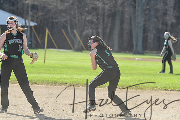 2018 Varsity Softballl vs Oberlin 05012018-57