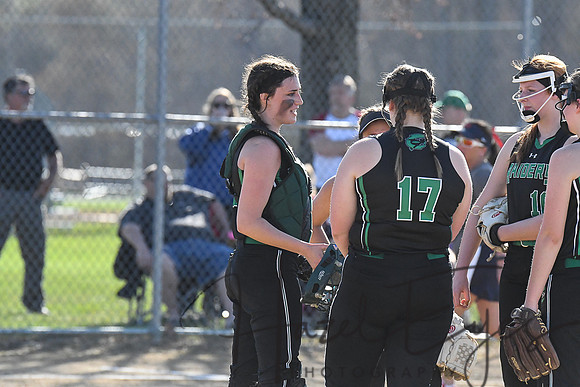 2018 Varsity Softballl vs Oberlin 05012018-58