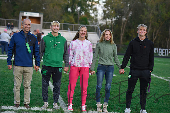 2023 Senior Night 10132023-12