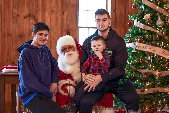 2018 Santa Mini_Aideyn-23