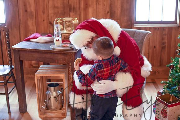 2018 Santa Mini_Aideyn-41