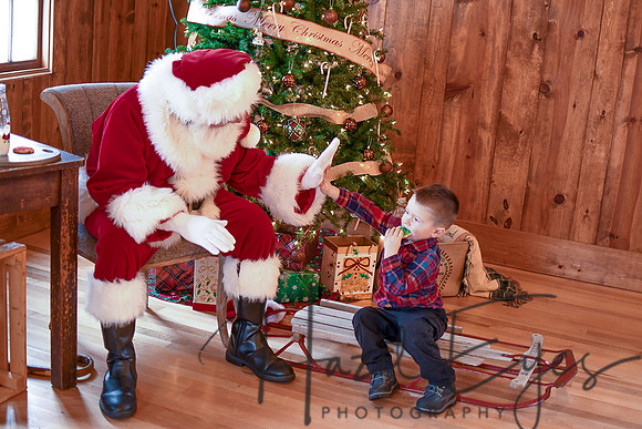 2018 Santa Mini_Aideyn-50