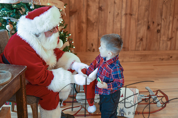 2018 Santa Mini_Aideyn-80