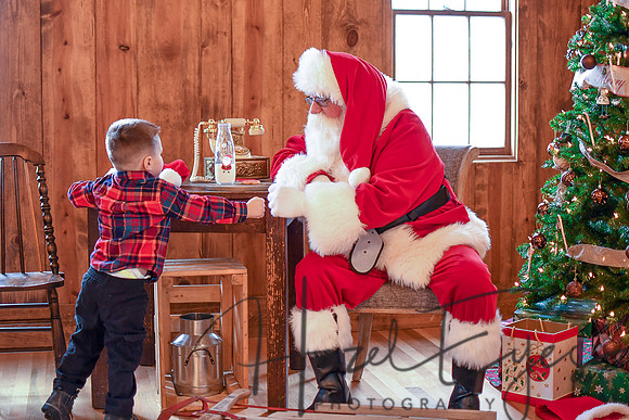 2018 Santa Mini_Aideyn-17
