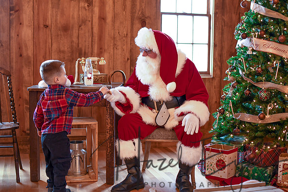2018 Santa Mini_Aideyn-21