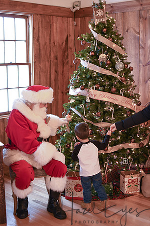 2018 Santa Mini Session - Jack-21