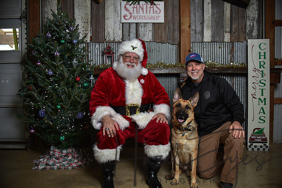 2023 Santa Pics at the Farm 12092023-7
