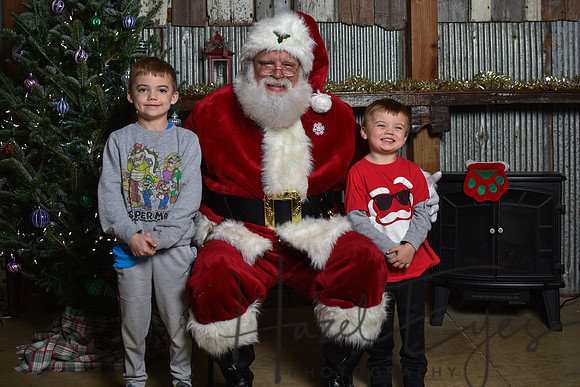 2023 Santa Pics at the Farm 12092023-15