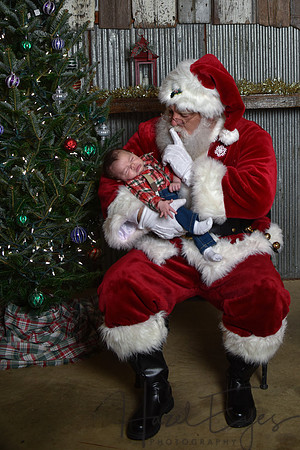 2023 Santa Pics at the Farm 12092023-61