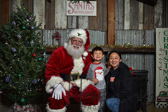 2023 Santa Pics at the Farm 12092023-81