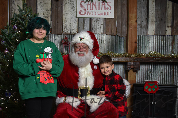 2023 Santa Pics at the Farm 12092023-86