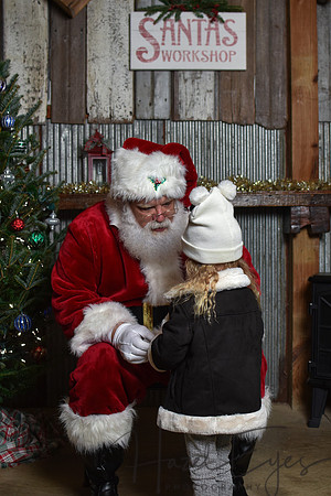 2023 Santa Pics at the Farm 12092023-90