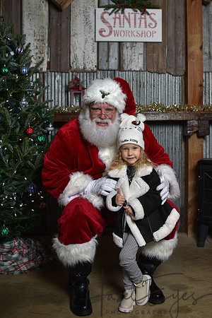 2023 Santa Pics at the Farm 12092023-91