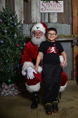 2023 Santa Pics at the Farm 12092023-97