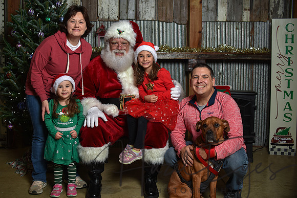 2023 Santa Pics at the Farm 12092023-102