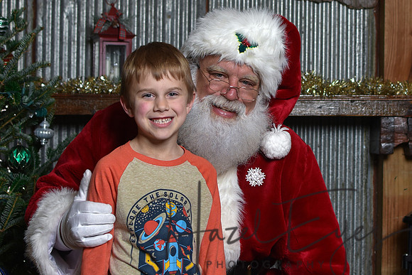 2023 Santa Pics at the Farm 12092023-117