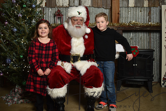 2023 Santa Pics at the Farm 12092023-123
