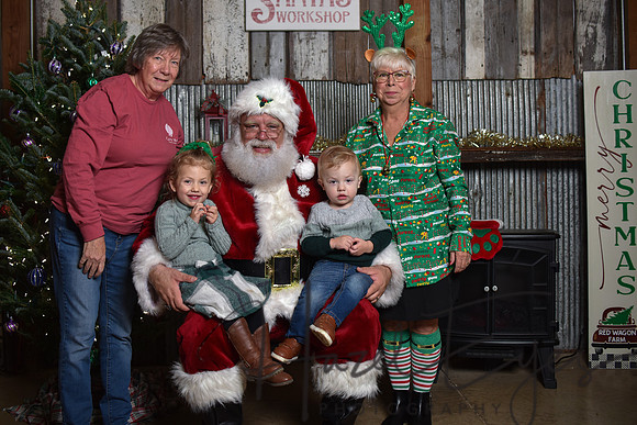 2023 Santa Pics at the Farm 12092023-135
