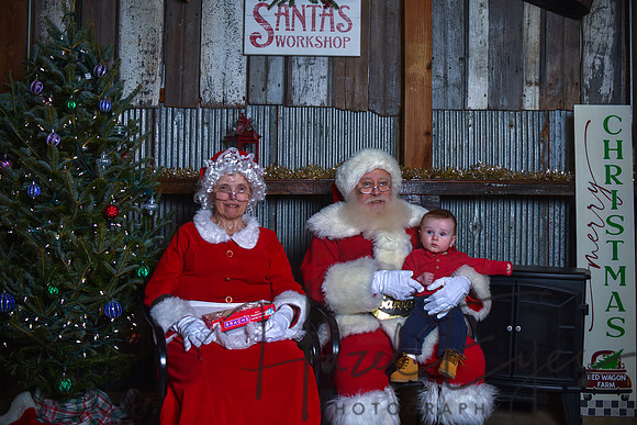 2023 Santa Pics at the Farm 12102023 -4