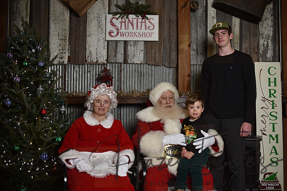 2023 Santa Pics at the Farm 12102023 -15
